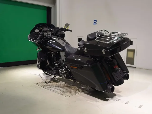 Harley-Davidson FLTRXSE1800CVO 2012, black | gunmetal, фото 6