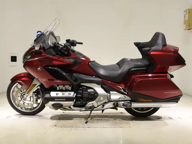 Honda GL1800 2019, red | black, фото 2