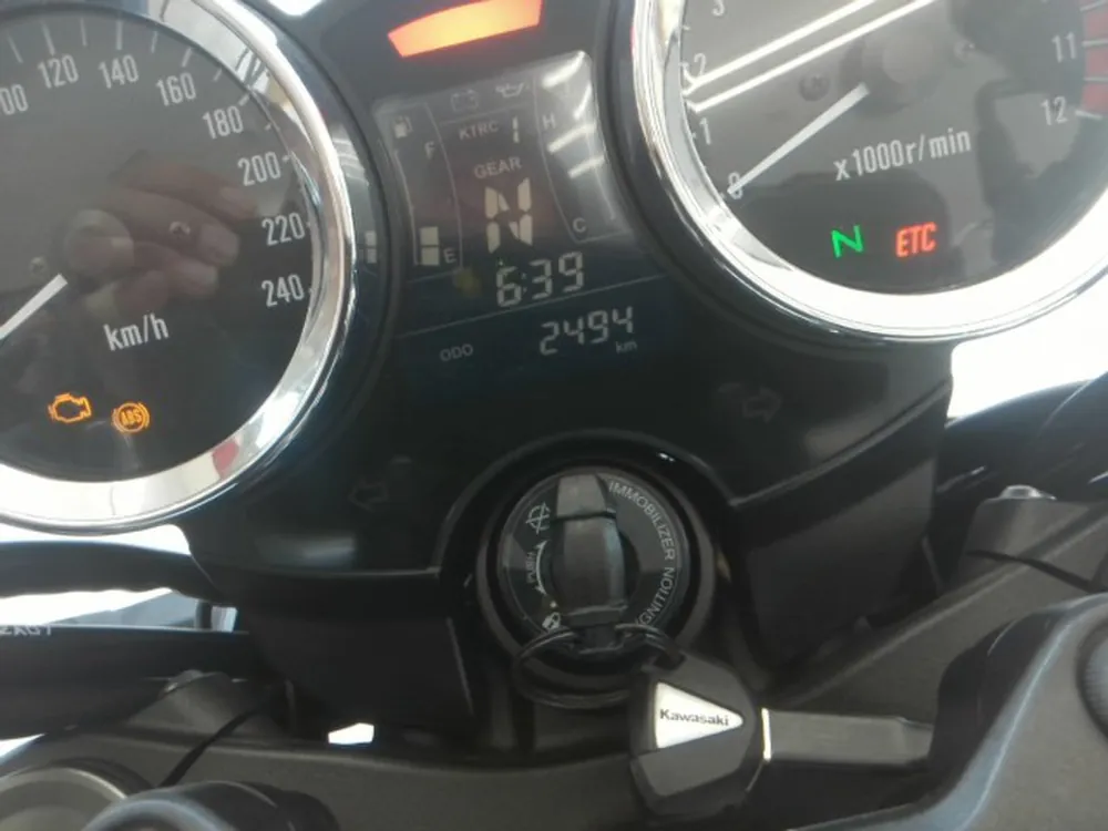 Kawasaki Z900RS 2022, чёрный, фото 3