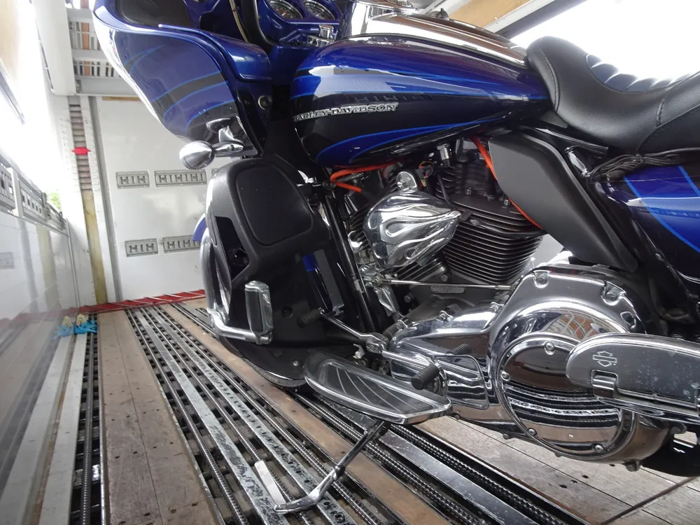 Harley-Davidson FLTRUSE1800CVO 2014, синий, фото 6