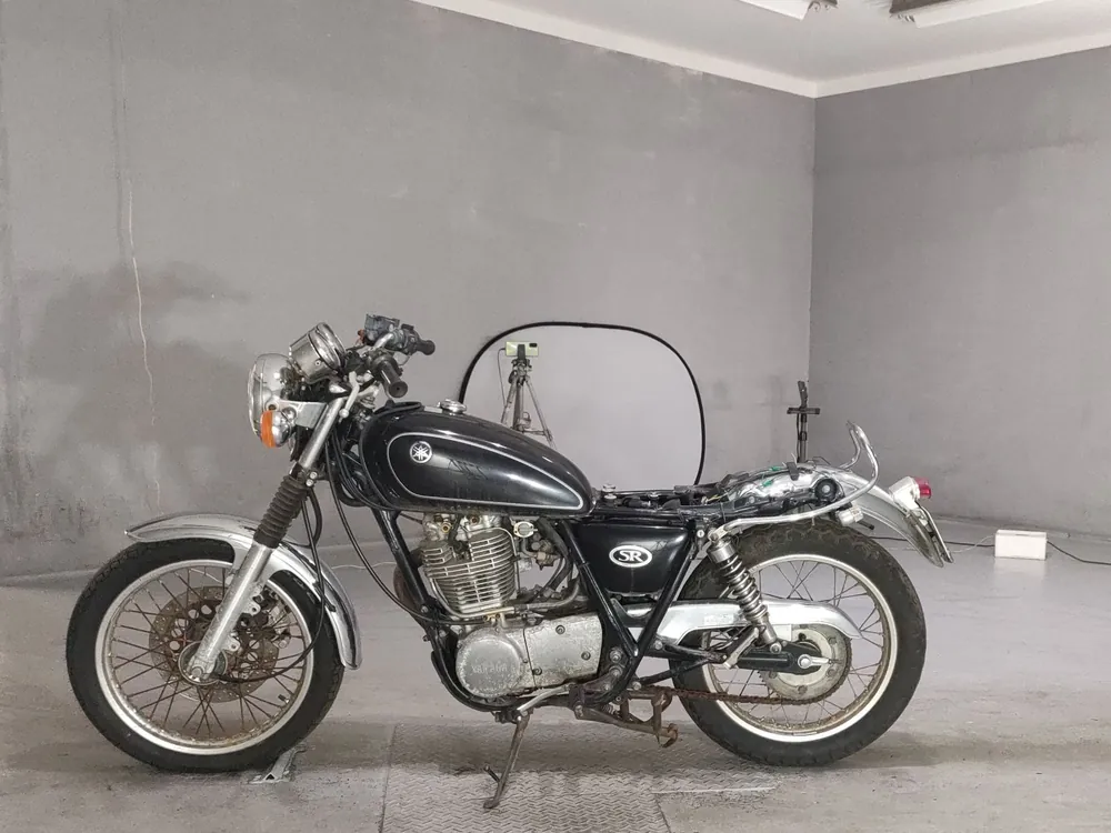 Yamaha SR400, чёрный, фото 2