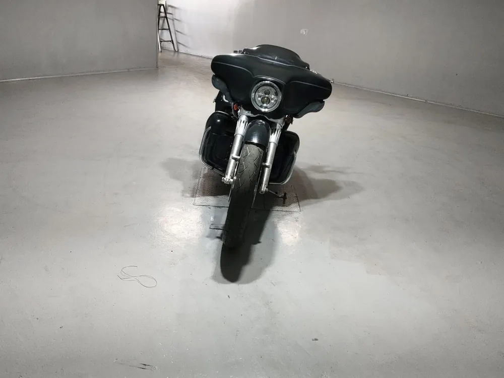 Harley-Davidson FLHTCU1580 2008, чёрный, фото 3