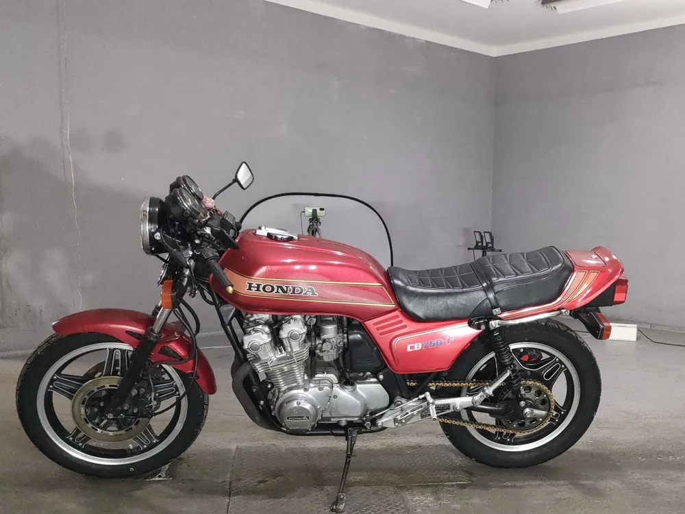 Honda CB750FB 1982, красный, фото 2