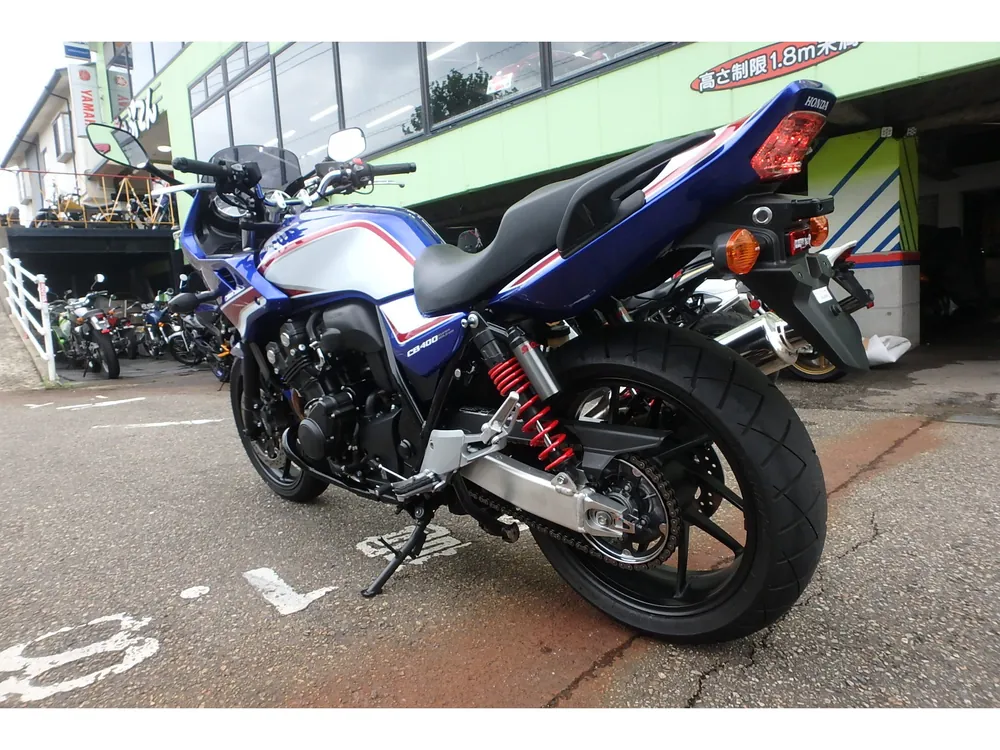 Honda CB400SB 2020, белый, синий, фото 12