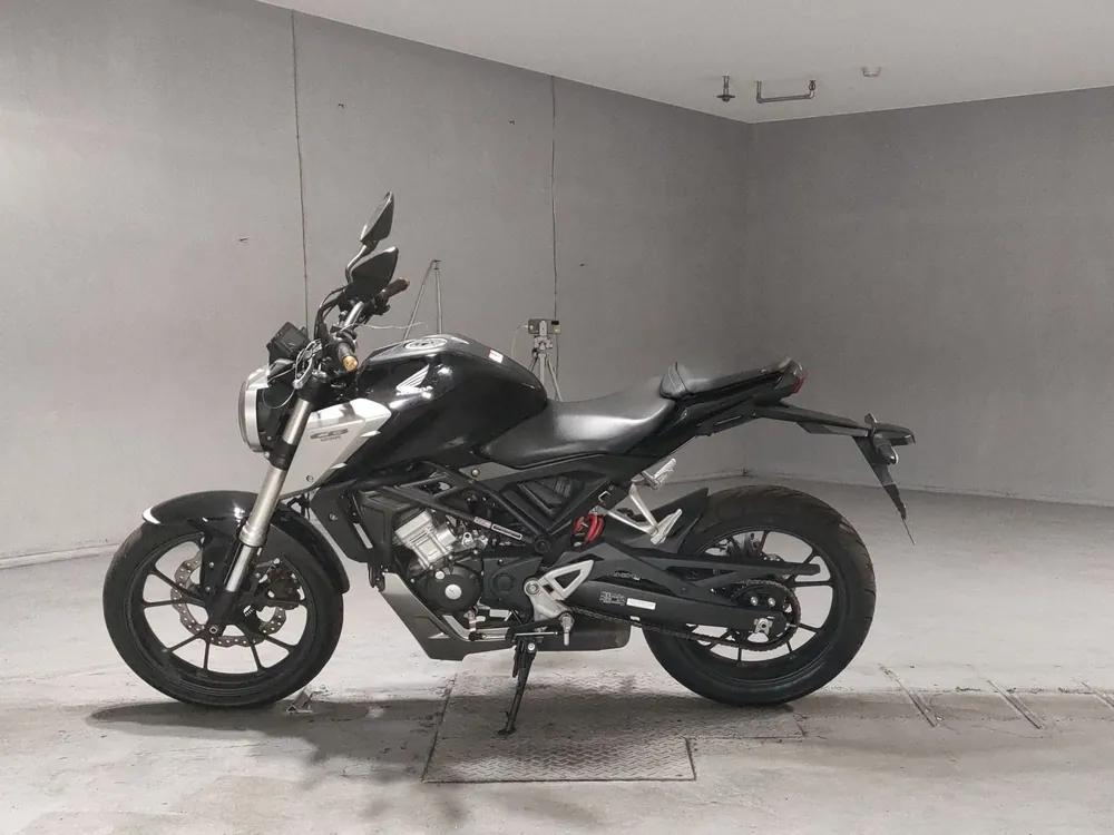 Honda CB125R, чёрный, фото 2