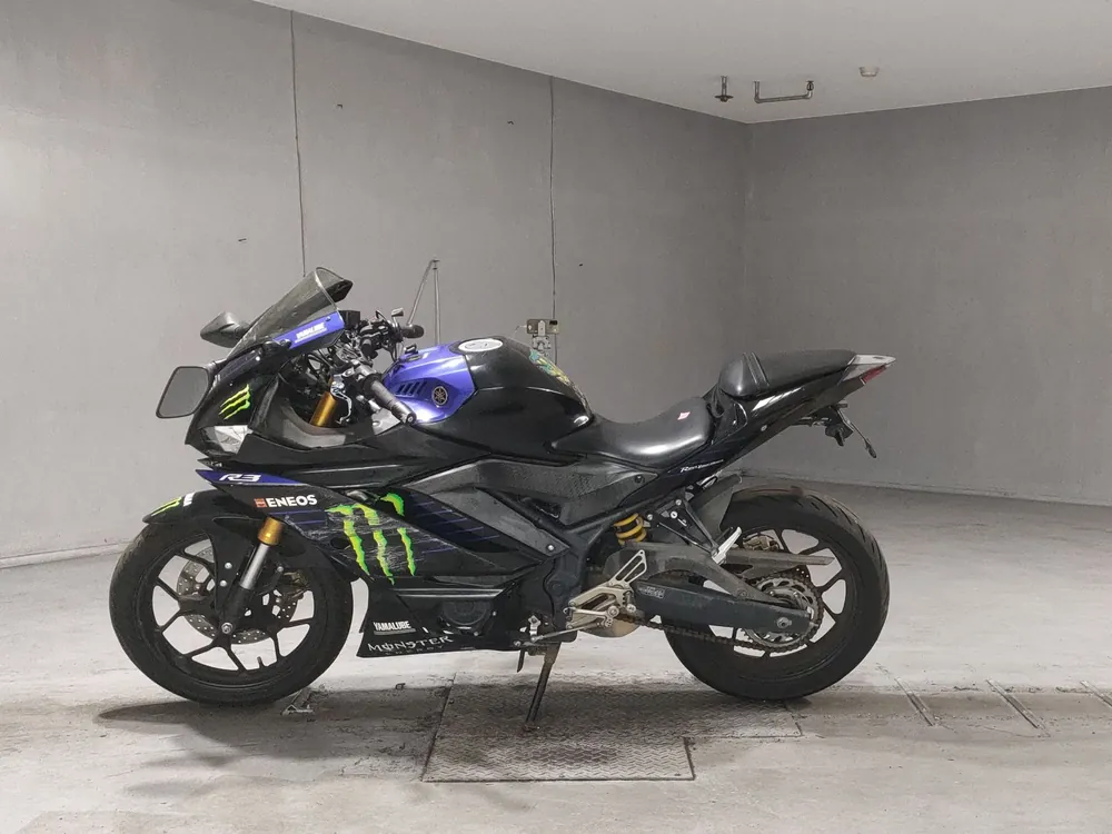 Yamaha MT-03 2021, чёрный, фото 2
