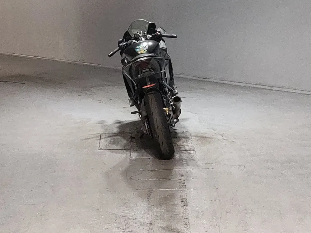 Yamaha MT-03 2021, чёрный, фото 4