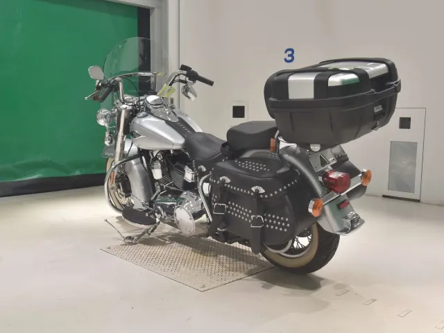 Harley-Davidson FLSTC1580 2015, серебристый, фото 6