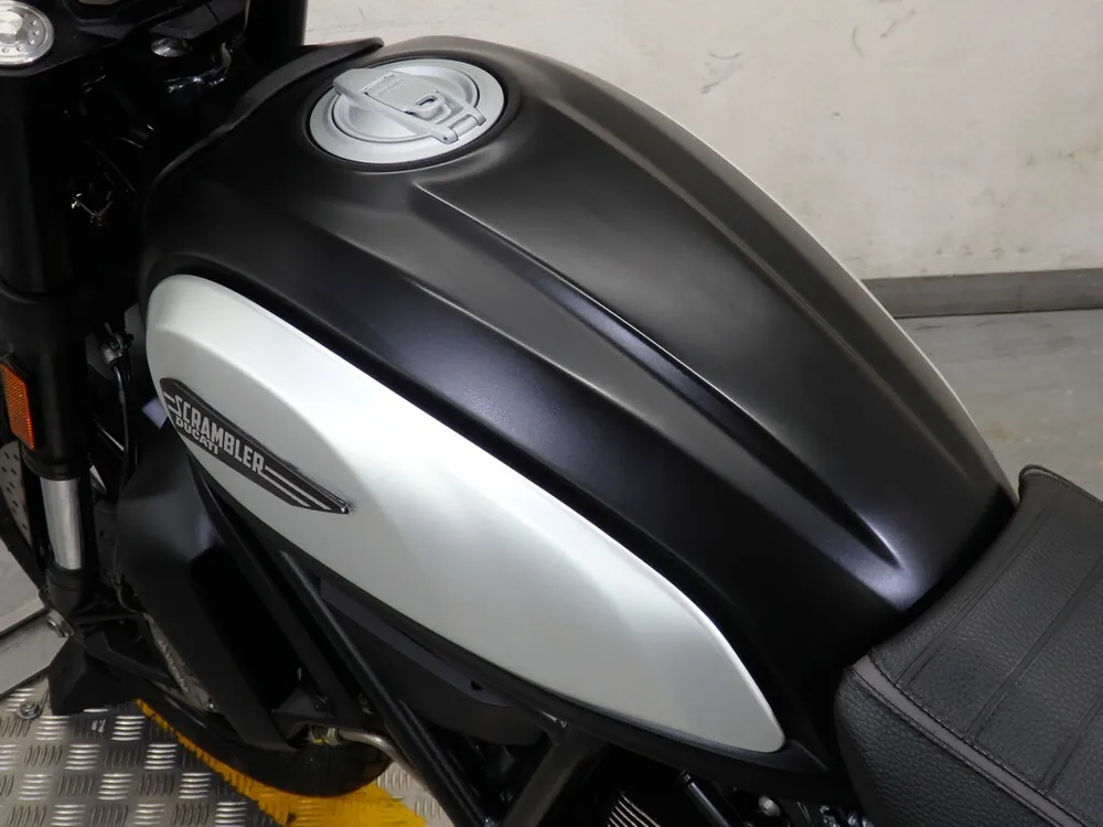 Ducati Scrambler Icon 2021, фото 10