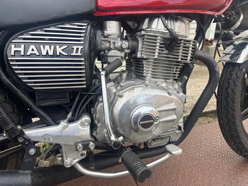 Honda CB400T HAWK HONDA MATIC 2021, красный, фото 6