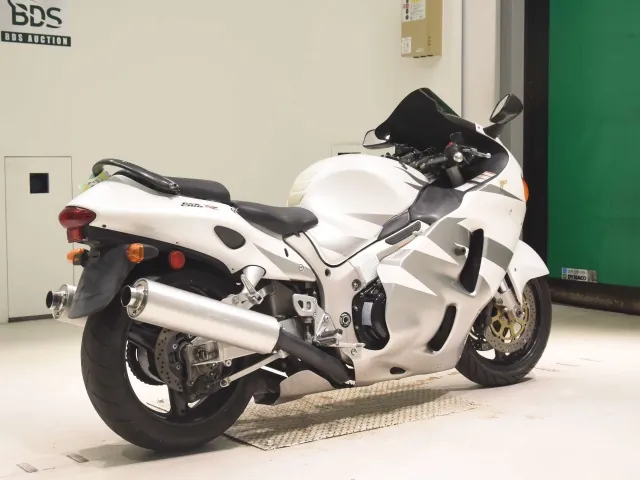Suzuki GSX1300R Hayabusa 1999, белый, фото 5