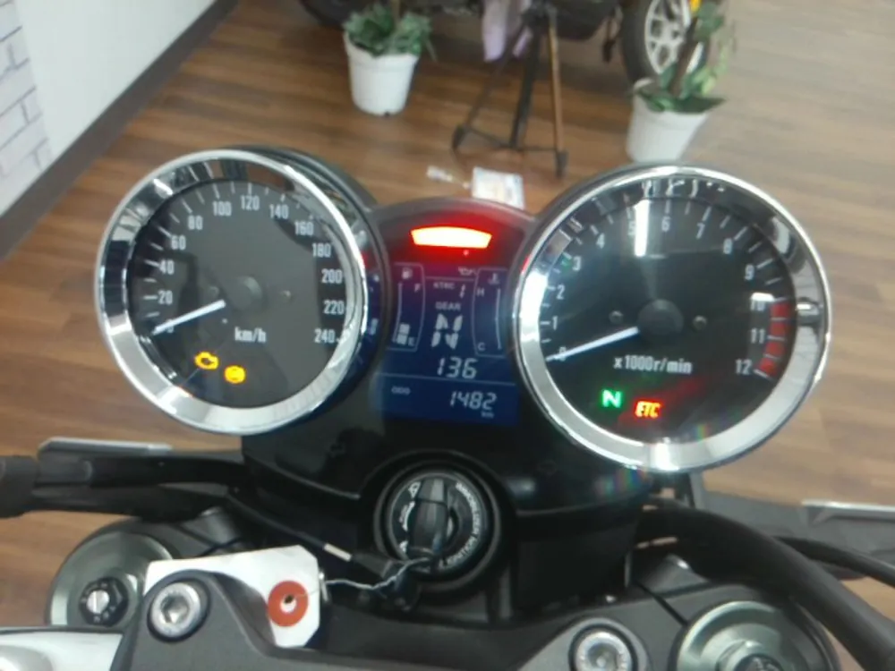 Kawasaki Z900RS 2024, light brown, фото 3