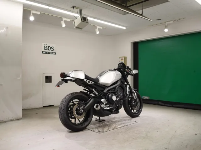 Yamaha XSR900 2016, matt silver, фото 5