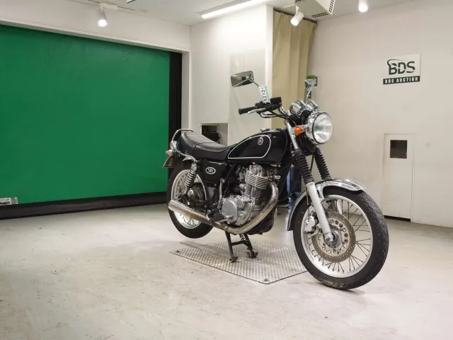 Yamaha SR400 2003, чёрный, фото 3
