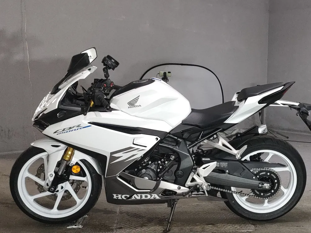 Honda CBR250RR, white/gray, фото 2