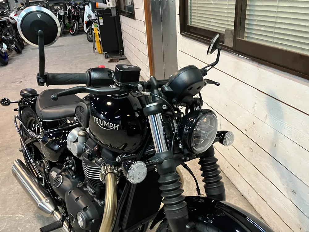 Triumph Bonneville Bo Bar 2024, чёрный, фото 18