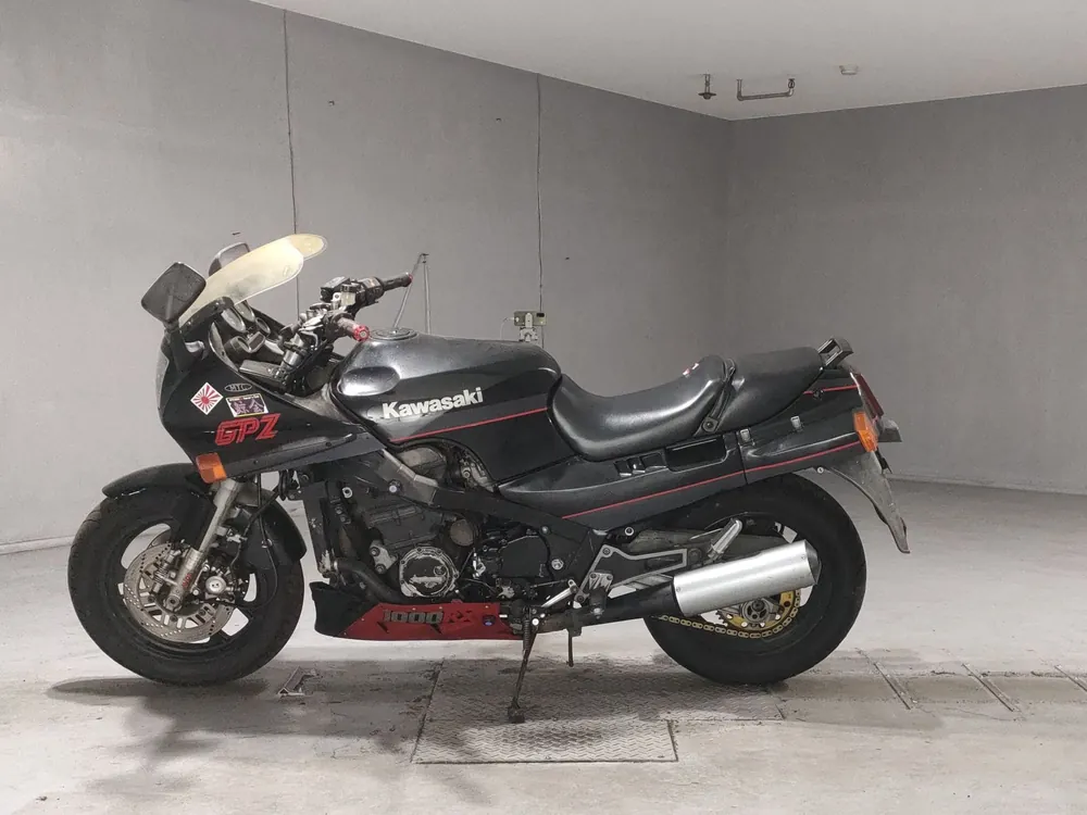 Kawasaki GPZ1000RX 1985, чёрный, фото 2
