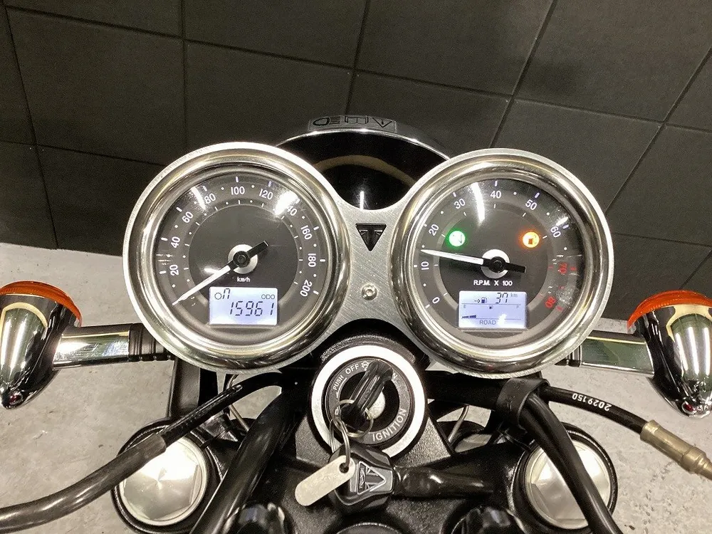 Triumph Bonneville T120 2016, фото 10