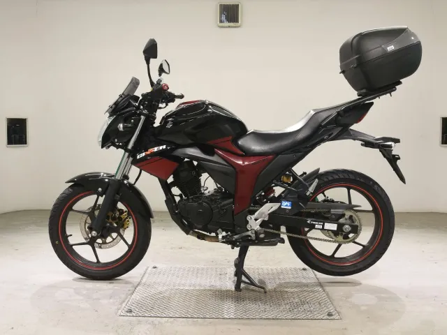 Suzuki Gixxer 150, red | black, фото 2