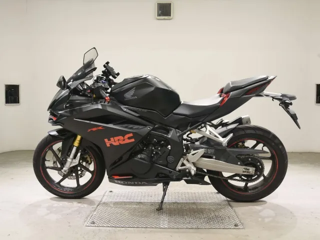 Honda CBR250RR, чёрный, фото 2