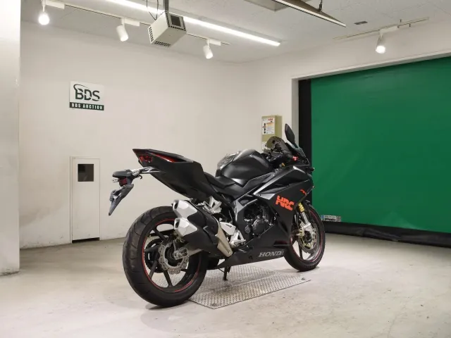 Honda CBR250RR, чёрный, фото 5