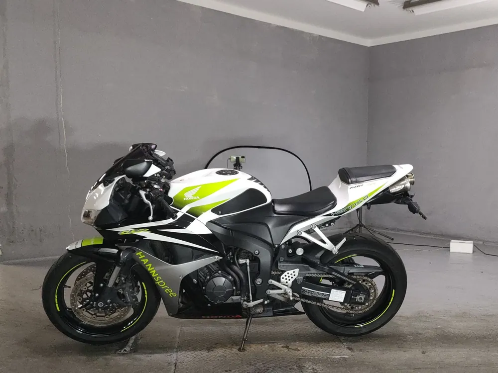 Honda CBR600RR 2009, white/gray, фото 2
