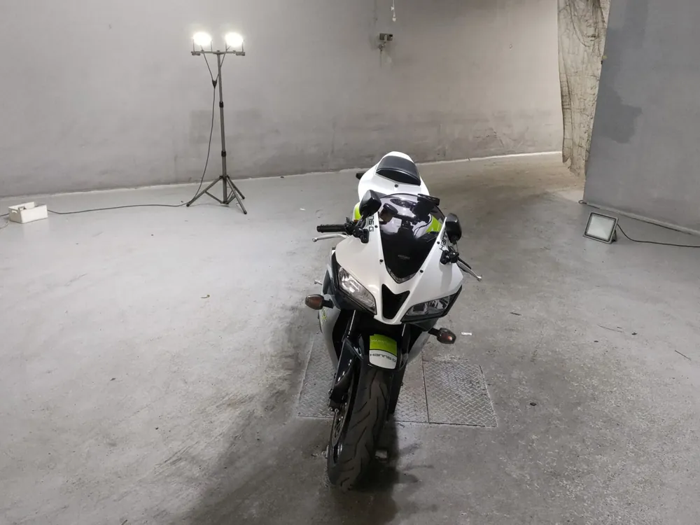 Honda CBR600RR 2009, white/gray, фото 3