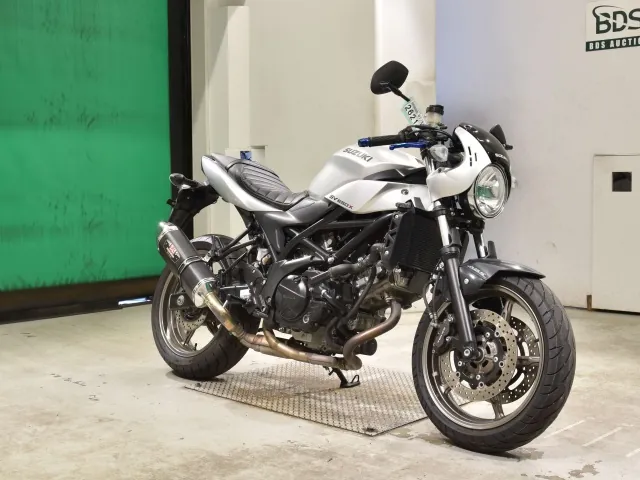 Suzuki SV650 2023, matt silver, фото 3