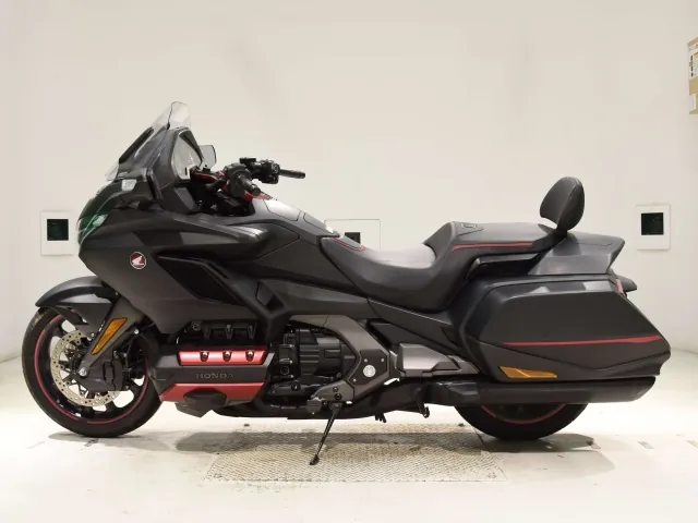 Honda GL1800 2020, matt black, фото 2