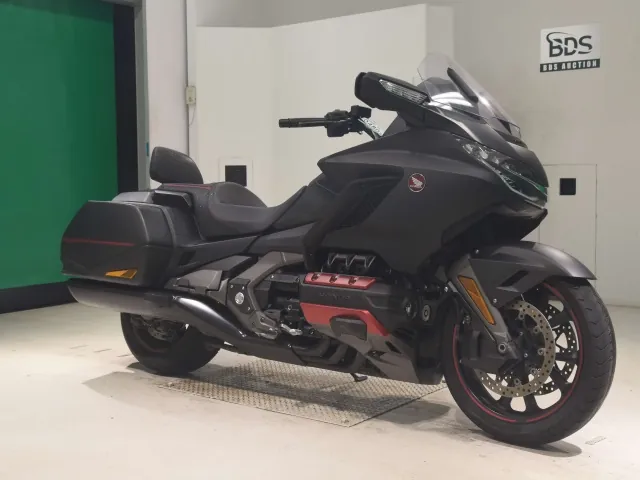 Honda GL1800 2020, matt black, фото 3
