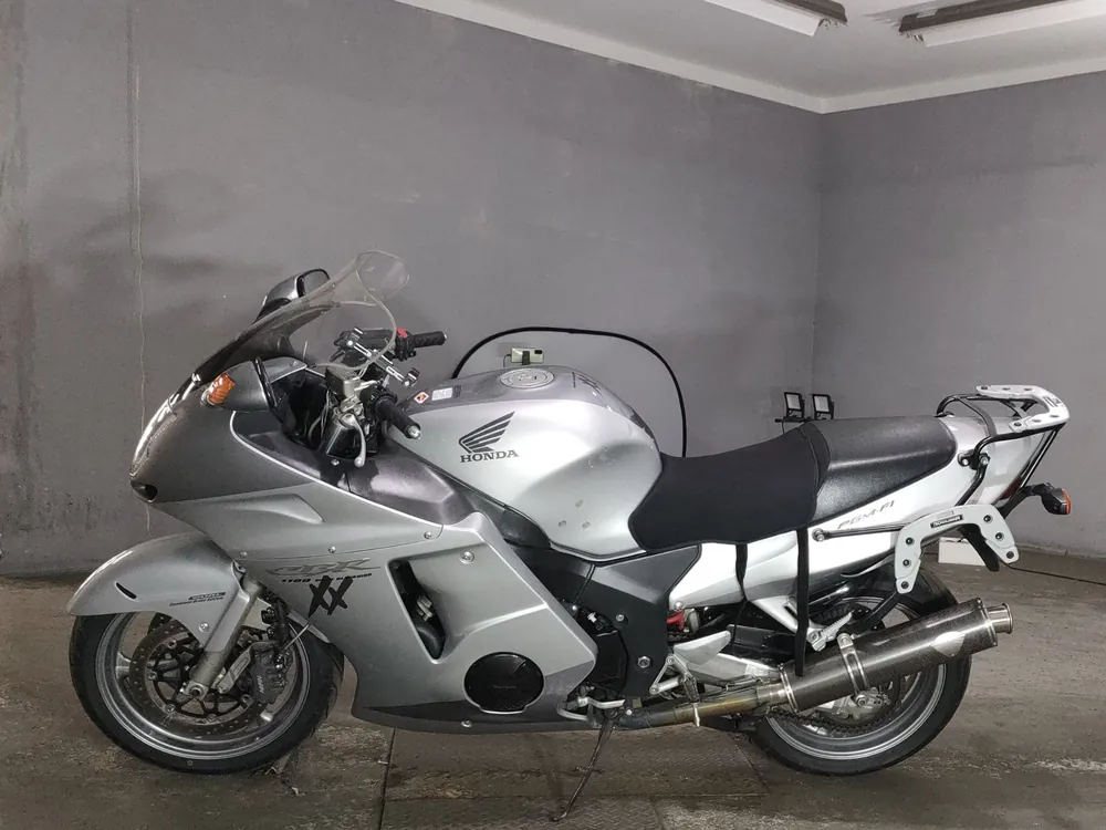 Honda CBR1100XX SC35 из Японии, фото 2