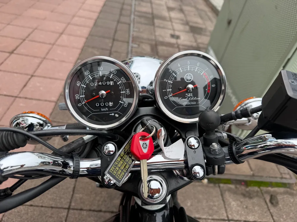Kawasaki Estrella 2021, чёрный, light brown, фото 3