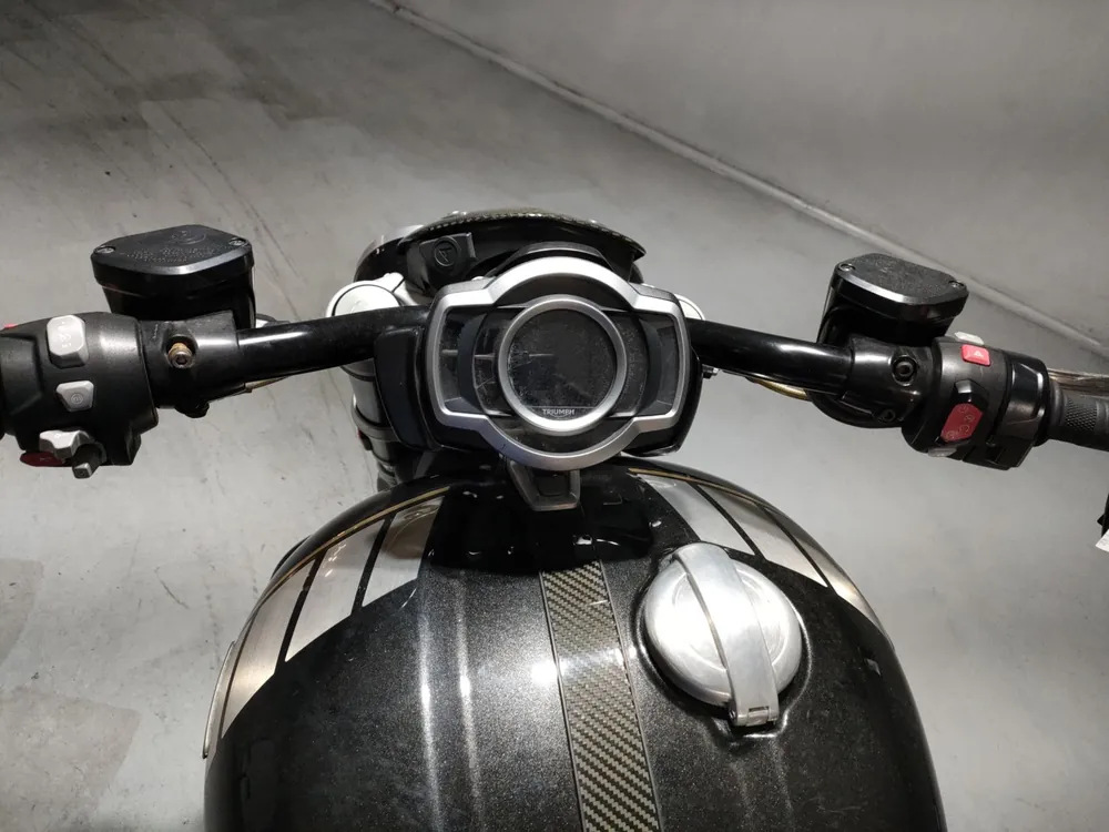 Triumph ROCKET 3R 2020, чёрный, фото 5