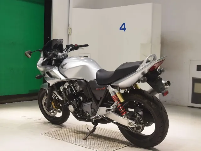 Honda CB400 Super Four 2007, серебристый, фото 6