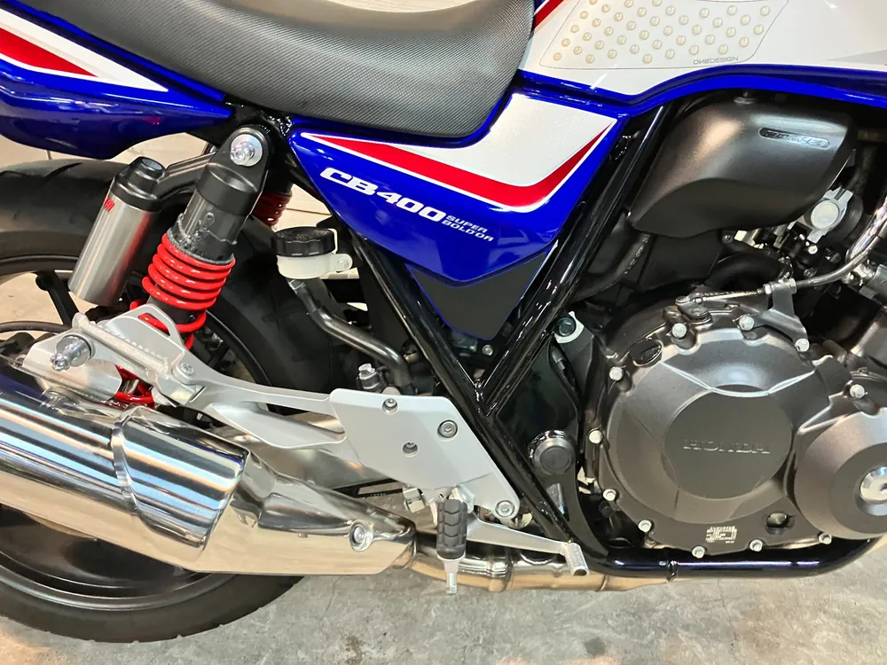 Honda CB400SB 2021, blue / white / red, фото 12
