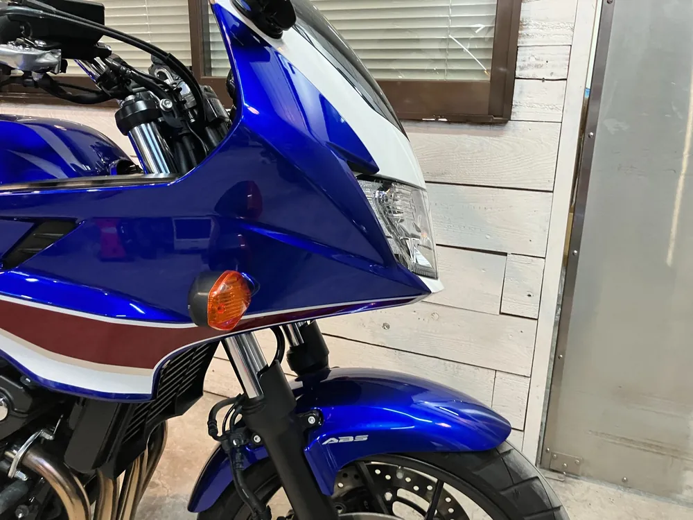 Honda CB400SB 2021, blue / white / red, фото 15