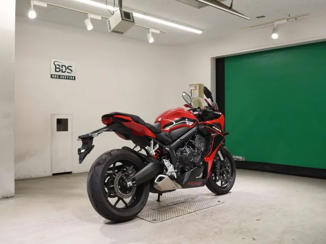 Honda CBR650R 2024, red | black, фото 5