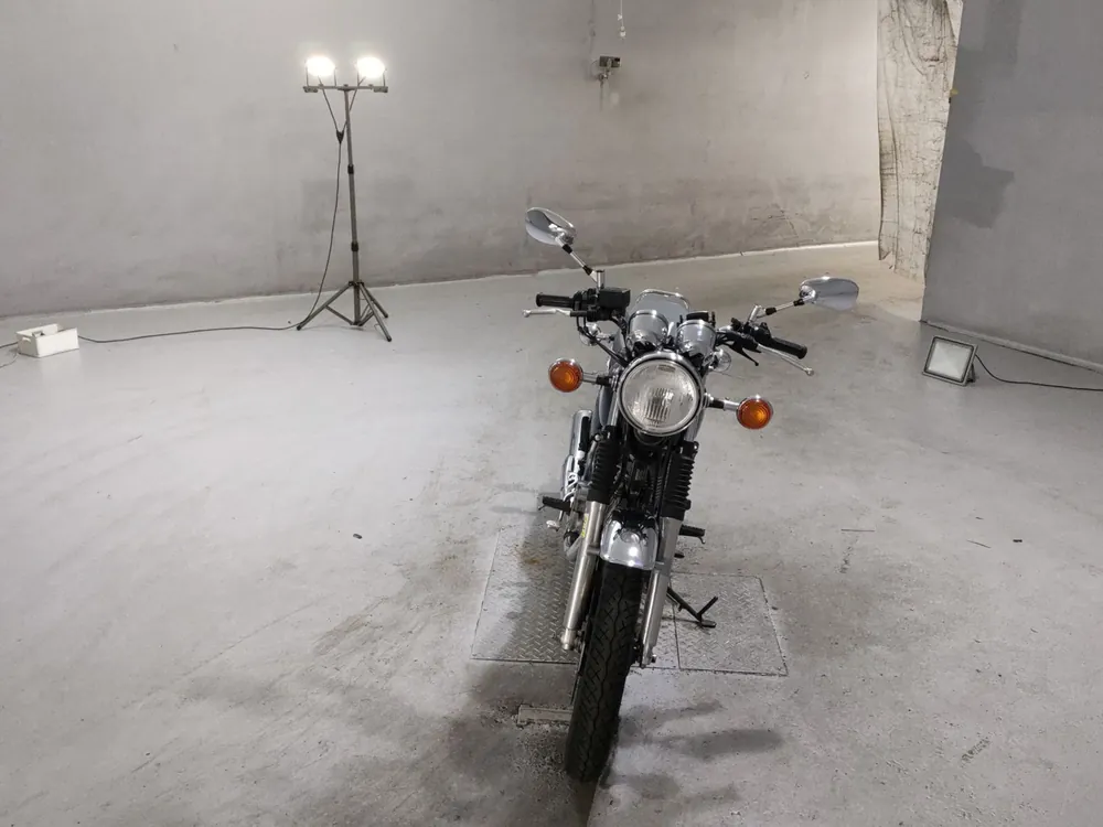 Yamaha SR400 Final Edition Limited 2021, серый, фото 3