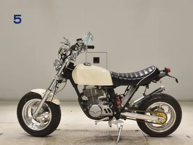 Honda APE 100, белый, фото 2