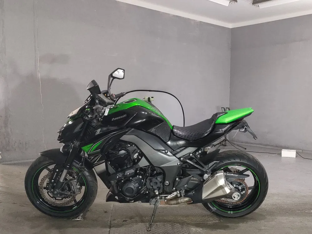 Kawasaki Z1000 2017, чёрный, зелёный, фото 2