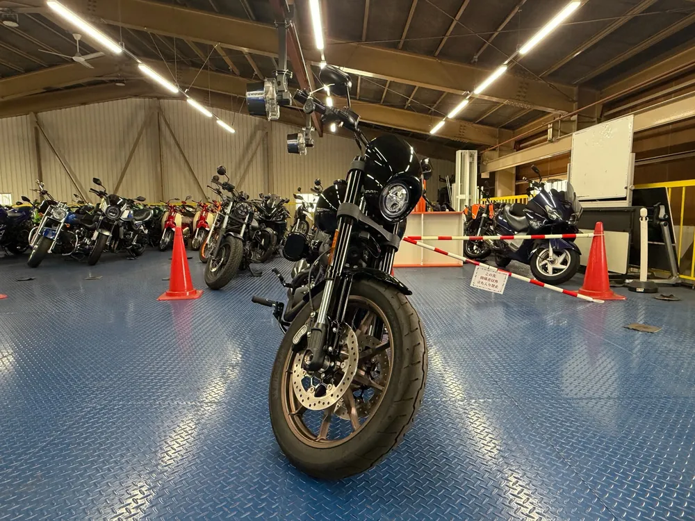 Harley-Davidson FXLRS 2023, чёрный, фото 7