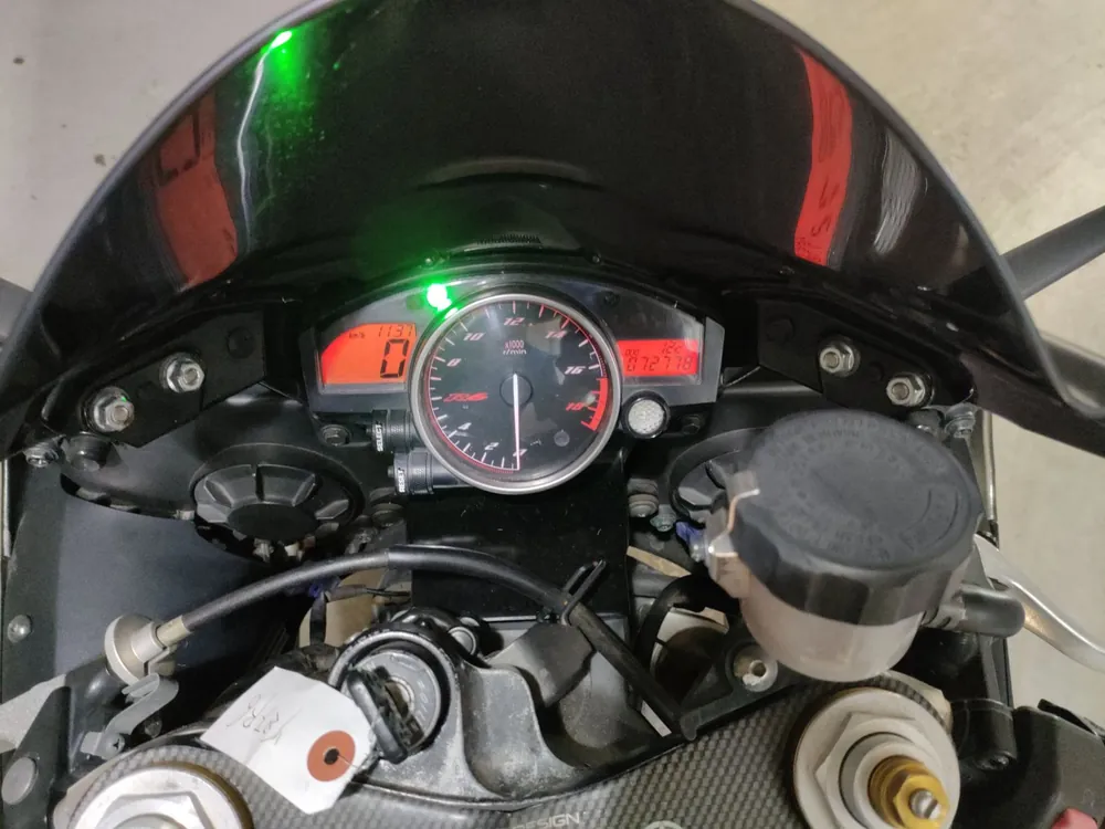Yamaha 6 2008, чёрный, красный, фото 5