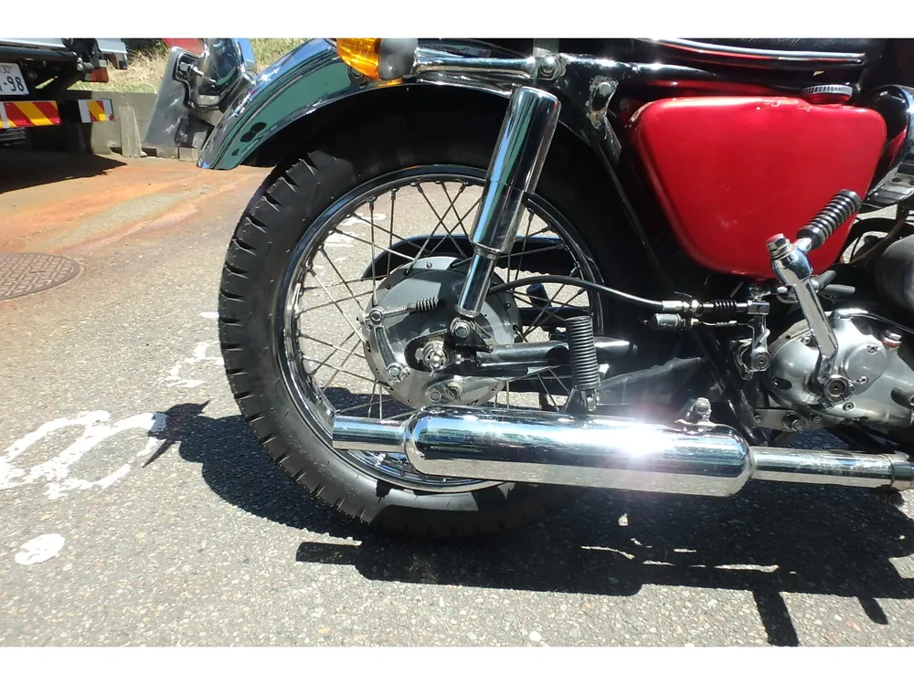 Kawasaki W1 1970, красный, фото 7