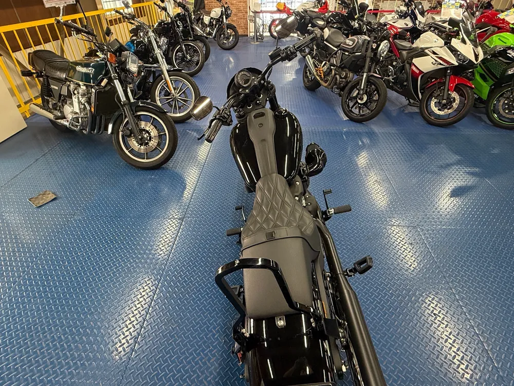 Harley-Davidson FXLRS 2023, чёрный, фото 9