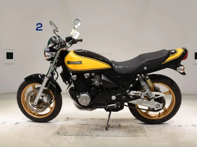 Kawasaki Zephyr 400 1996, чёрный, жёлтый, фото 2