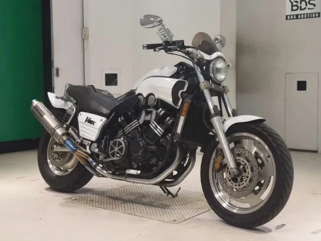 Yamaha V-MAX 2001, белый, фото 3