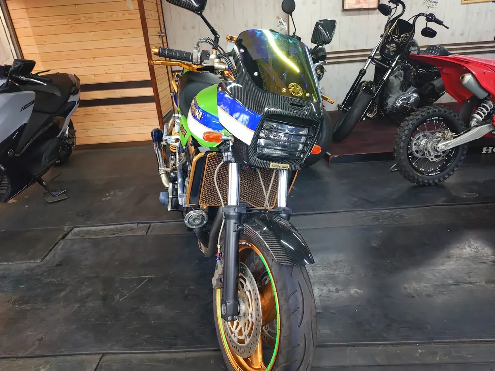 Kawasaki ZRX1100 1999, зелёный, фото 2