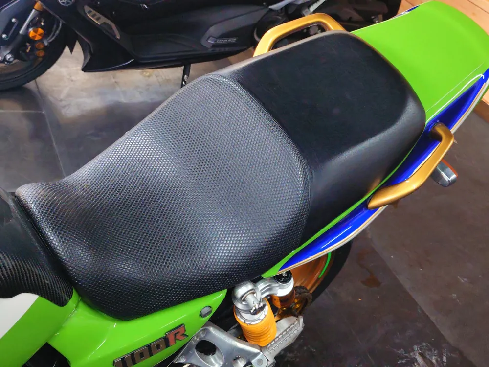 Kawasaki ZRX1100 1999, зелёный, фото 12