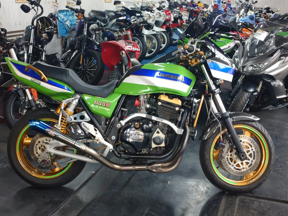 Kawasaki ZRX1100 1999, зелёный, фото 8