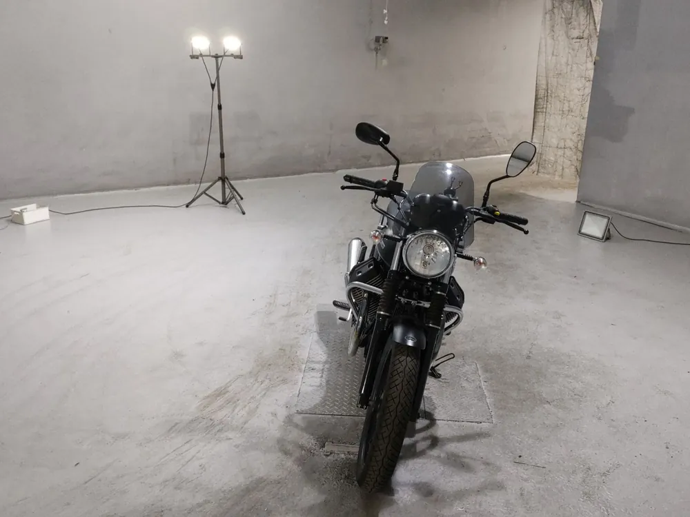 Moto Guzzi V7 Classic 2015, чёрный, фото 3